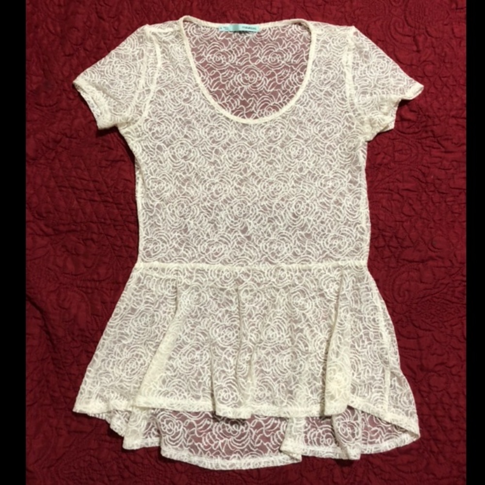 Ivory lace shirt-super stretchy